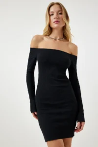 Happiness İstanbul Women's Black Carmen Collar Saran Ribbed Knitted Dress - Image 3