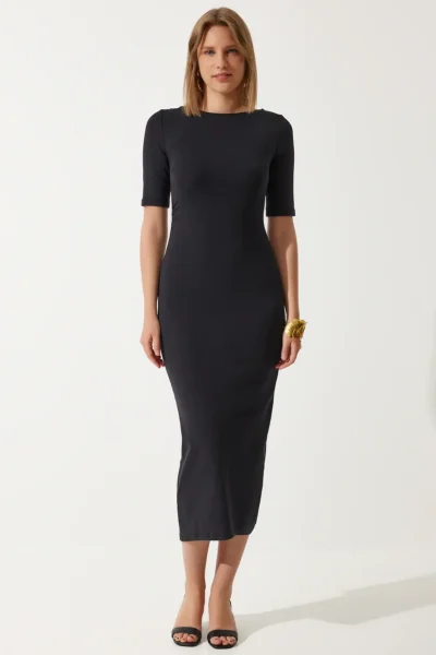UB00269-BLACK_1