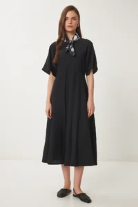 Happiness İstanbul Women's Black Wrinkle Effect Midi Woven Dress