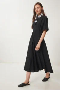 Happiness İstanbul Women's Black Wrinkle Effect Midi Woven Dress - Image 3