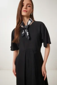 Happiness İstanbul Women's Black Wrinkle Effect Midi Woven Dress - Image 5