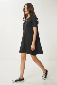 Happiness İstanbul Women Black Oversized Basic Knit Dress - Image 3