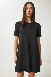 Happiness İstanbul Women Black Oversized Basic Knit Dress - Image 4