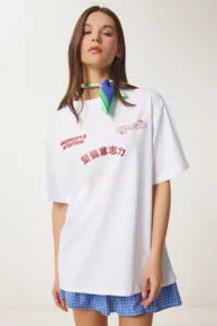 Happiness İstanbul Women's White Oversize Printed Cotton Knitted T-Shirt - Image 3