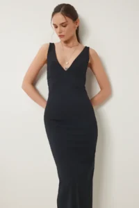 Happiness İstanbul Women Black V-neck Midi Knitting Dress - Image 3