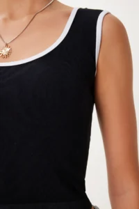 Happiness İstanbul Women's Black White 2 Pack Strappy Seamless Ribbed Crop Knitted Undershirt - Image 4