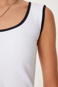 Happiness İstanbul Women's Black White 2 Pack Strappy Seamless Ribbed Crop Knitted Undershirt - Image 7