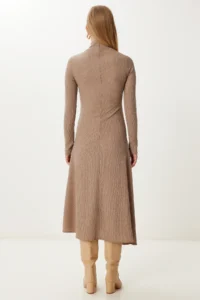 Happiness İstanbul Women's Mink Flounce Slit Midi Crinkle Dress - Image 4
