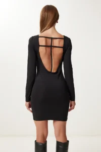 Happiness İstanbul Women's Black Backless Mini Knitted Dress - Image 3