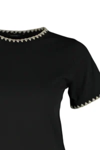TRENDYOLMİLLA Black 100% Cotton Contrast Stitching Detailed Basic Crew Neck Knitting T-Shirt - Image 7
