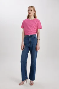 DeFacto Regular Fit Crew Neck Combed Cotton Basic Plain Short Sleeve T-Shirt W9584az24sm - Image 2
