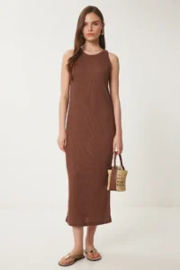Happiness İstanbul Women's Brown Basic Ribbed Midi Knitted Dress - Image 2