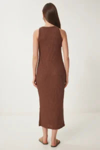 Happiness İstanbul Women's Brown Basic Ribbed Midi Knitted Dress - Image 5