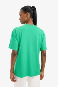 DeFactoFit NBA Wordmark Oversize Wide Fit Crew Neck Short Sleeve T-Shirt - Image 6