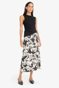 DeFacto A-Line Floral Patterned Normal Waist Midi Skirt - Image 2