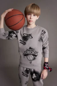 DeFacto Boy's Nba Current Teams Crew Neck Sweatshirt Y4130a622au