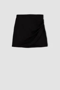 DeFacto Crepe Mini Skirt Z0973az22au - Image 7