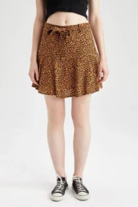 DeFacto Leopard Patterned with flywheel Mini Shorts Skirt Z1313az22au - Image 4