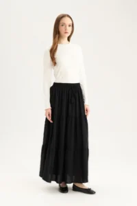 DeFacto Viscose Maxi Hijab Skirt with Waist Lace Z3406az25sp - Image 2