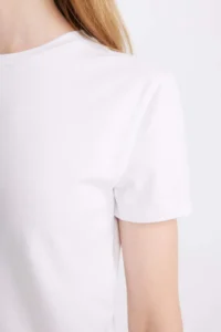 DeFacto Cool Fitted Crew Neck Basic Plain Short Sleeve Black T-Shirt - Image 5