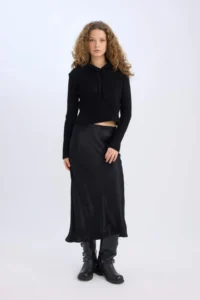 DeFacto A Cut Normal Waist Satin Maxi Skirt - Image 3
