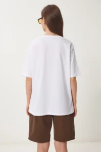 Happiness İstanbul Women's White Oversize Embroidery Pocket Knitted T-Shirt - Image 6