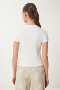 Happiness İstanbul Women's Bone Heart Embroidered Corduroy Knitted T-Shirt - Image 5