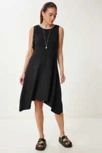 Happiness İstanbul Women's Black Asymmetric Cut Summer Knitted Dress - Image 2