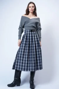 Trend Alaçatı Stili Women's Navy Blue Belt Buckle Zippered Pleated Midi Skirt ALC-X14752 - Image 4