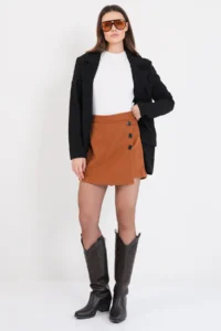 Trend Alaçatı Stili Women's Cinnamon Button Detailed Stretch Shorts Skirt ALC-X14779 - Image 3