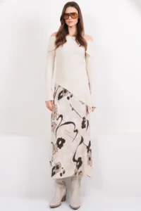 Trend Alaçatı Stili Women's Beige Floral Patterned Zippered Satin Midi Length Skirt ALC-X14782 - Image 3