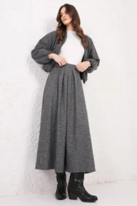 Trend Alaçatı Stili Women's Black Herringbone Pattern Pleat Detailed Stitch Skirt ALC-X14816 - Image 5