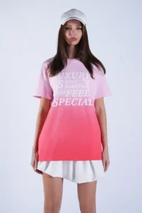 Trend Alaçatı Stili Women's Pink Crew Neck Embossed Printed Gradient T-Shirt ALC-X15103