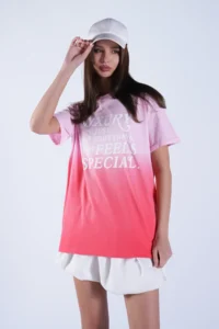 Trend Alaçatı Stili Women's Pink Crew Neck Embossed Printed Gradient T-Shirt ALC-X15103 - Image 3