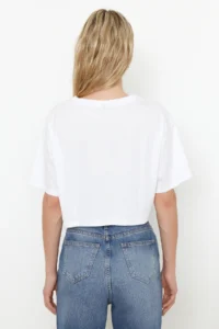 TRENDYOLMİLLA Black-White 2 Sets Package 100% Cotton Relax/Comfortable Cut Crop Knitting T-Shirt - Image 4