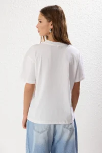 TRENDYOLMİLLA Ecru-Blue 2 Sets Package 100% Cotton Basic Dog collar Knitting T-Shirt - Image 3