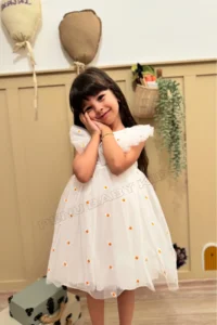 penu baby kids White Sleeveless Ruffle Detailed Daisy Embroidered Baby Girl Dress - Image 8
