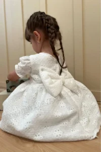 penu baby kids Ecru Short Sleeve Cotton Scallop Fabric Snap Closure Baby Girl Dress - Image 2
