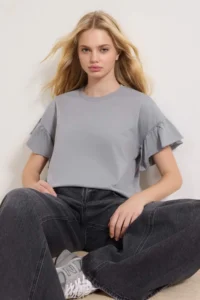 TRENDYOLMİLLA Gray 100% Cotton Ruffle Detailed Basic Crew Neck Knitting T-Shirt - Image 2