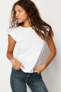 TRENDYOLMİLLA White Rib Detailed Moon Arm Basic Knitting T-Shirt - Image 3