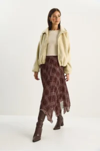 Bianco Lucci Women's Plaid Patterned Wrinkle Effect Lined Midi Chiffon Skirt - Image 3