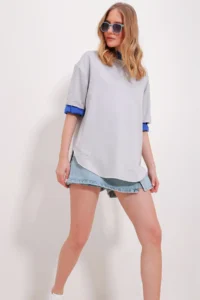 Trend Alaçatı Stili Women's Gray Crew Neck Oval Cut Modal T-Shirt - Image 4