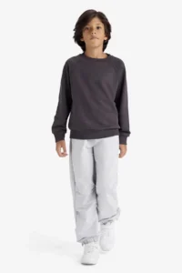 DeFacto Crew Neck Basic Plain School Sweatshirt Boy - Image 2