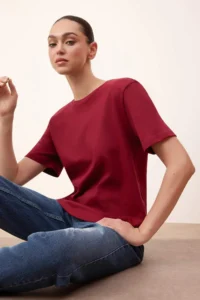 TRENDYOLMİLLA Wardrobe Essentials-Burgundy Regular/Normal Pattern padded Knitting T-Shirt