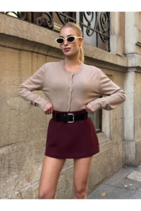 Cool & Sexy Women Burgundy Arched Shorts Skirt
