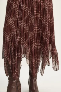 Bianco Lucci Women's Plaid Patterned Wrinkle Effect Lined Midi Chiffon Skirt - Image 6