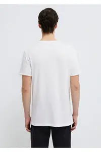 Mavi White T-Shirt with Stitched Pocket Detail Fitted - Image 5