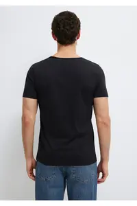 Mavi Collar Detailed Black T-Shirt Fitted - Image 5