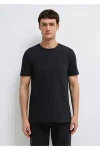 Mavi Black Basic T-Shirt slim Fit / Narrow Kesim - Image 3