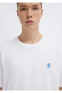 Mavi Seal Logo Embroidered White T-Shirt Loose Fit - Image 6